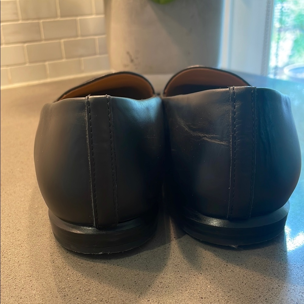 Elegant Black Leather Loafers - Picture 4 of 7